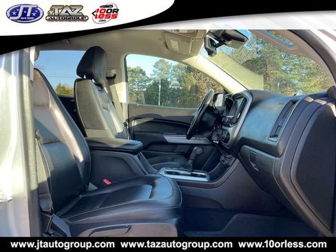 Used 2017 Chevrolet Colorado LT w/ Luxury Package, Chrome RWD image 15