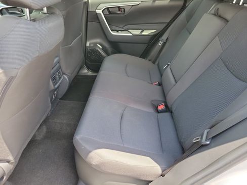 Used 2025 Toyota RAV4 LE AWD/4WD image 8