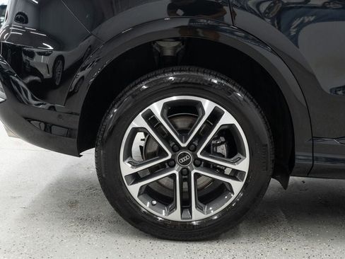 Used 2025 Audi Q5 Premium AWD/4WD image 39