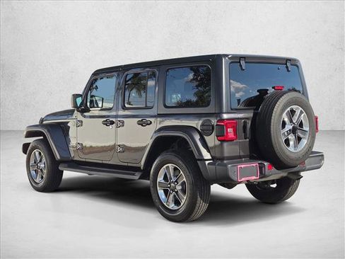 Used 2020 Jeep Wrangler Unlimited Sahara image 8