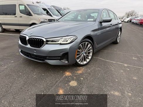 Used 2021 BMW 530i xDrive image 1