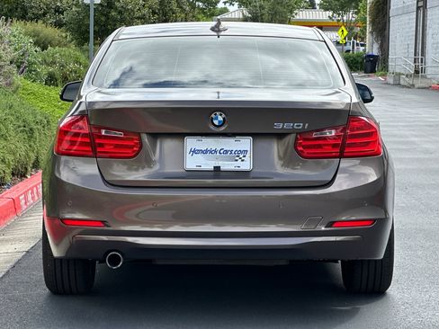 Used 2014 BMW 320i Sedan image 6