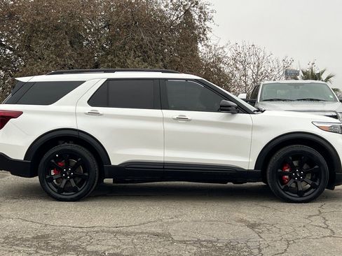 Certified 2024 Ford Explorer ST w/ Equipment Group 401A image 3