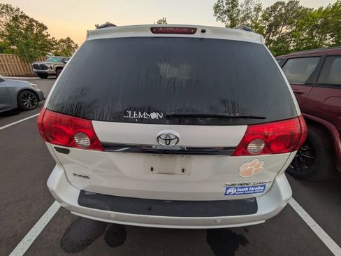 Used 2008 Toyota Sienna image 6