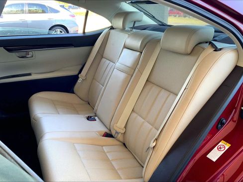 Used 2018 Lexus ES 350 w/ Luxury Package w/Wood Trim FWD image 21