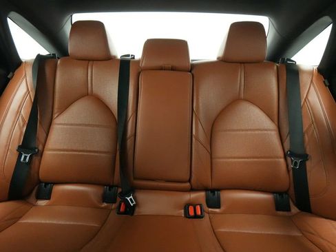Used 2019 Toyota Avalon Limited FWD image 18
