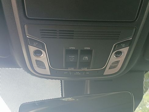 Certified 2023 Honda Ridgeline Black Edition image 26