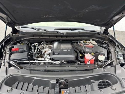 Certified 2023 Chevrolet Suburban Premier image 16