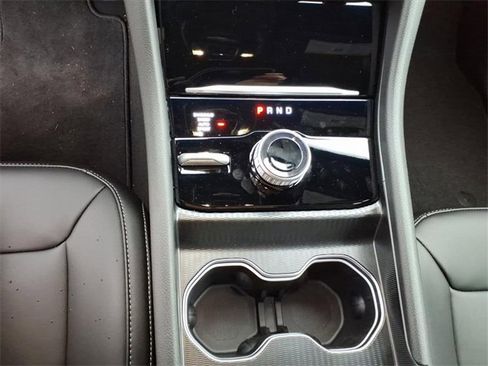 New 2025 Jeep Grand Cherokee L Limited image 15