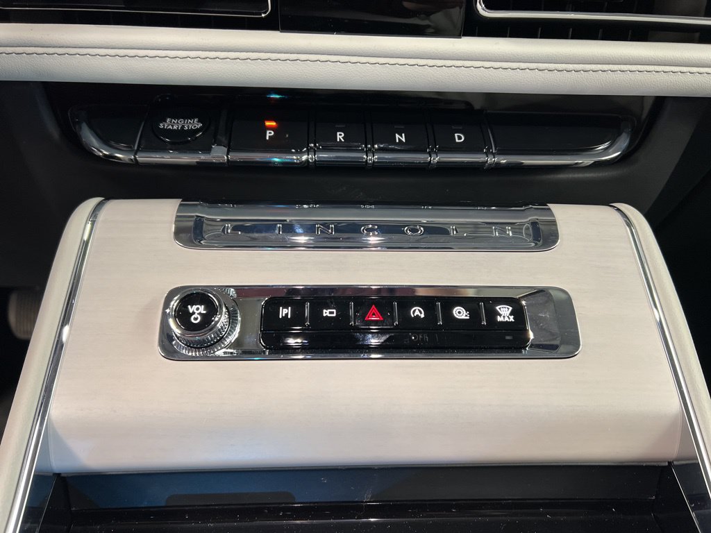 New 2026 Lincoln Aviator Reserve AWD/4WD image 14