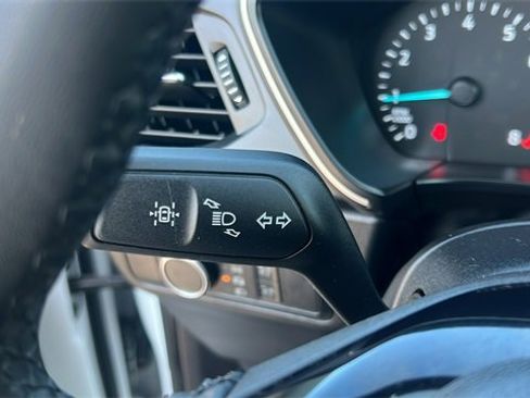 Certified 2022 Ford Escape SE w/ Cold Weather Package image 16