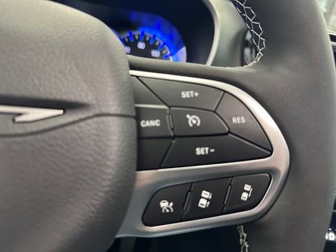 New 2027 Chrysler Pacifica Select w/ Family Tech Group FWD image 29