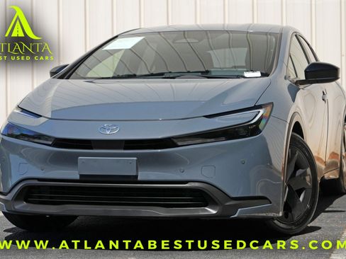 Used 2024 Toyota Prius LE FWD image 1