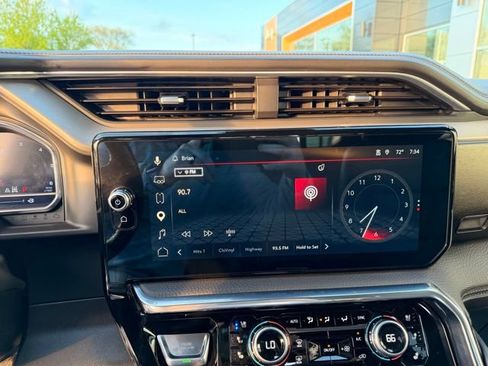 Used 2024 GMC Sierra 1500 Denali AWD/4WD image 27