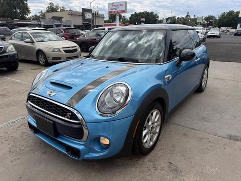 Used 2017 MINI Cooper S FWD image 2