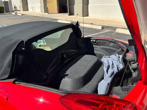 Used 2007 Pontiac Solstice w/ Premium Package image 15