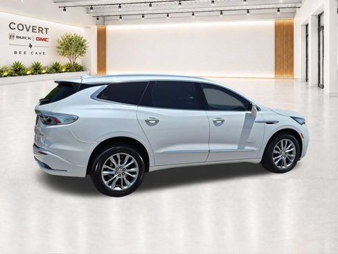 Used 2024 Buick Enclave Avenir w/ Avenir Technology Package FWD image 13