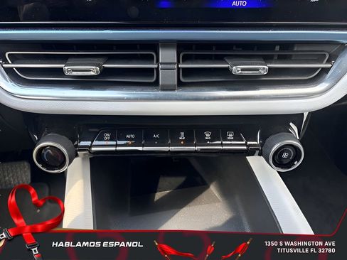 Used 2025 Chevrolet Equinox EV LT image 20