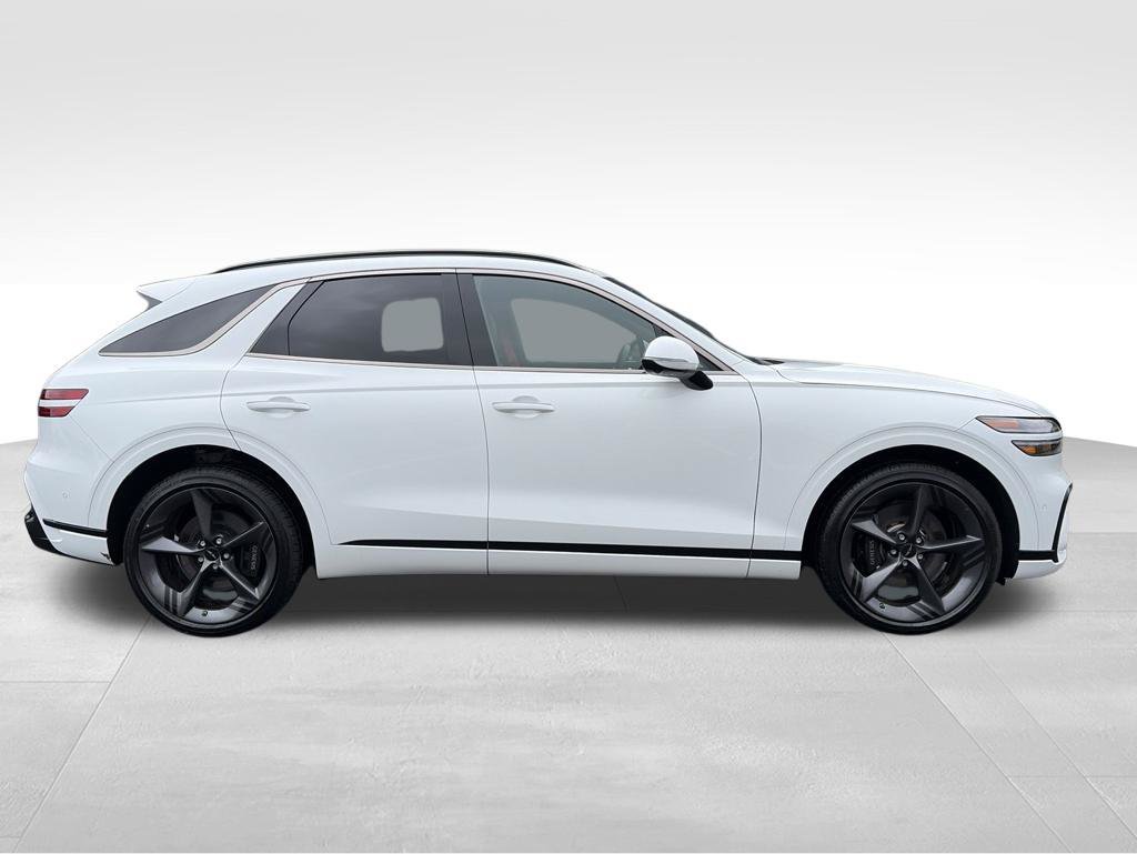 Certified 2026 Genesis GV70 2.5T Sport Prestige AWD/4WD image 2