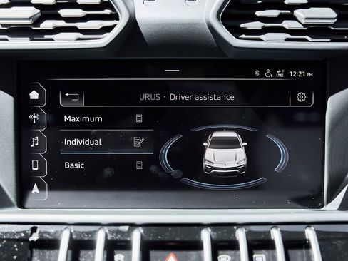 Used 2019 Lamborghini Urus AWD/4WD image 81