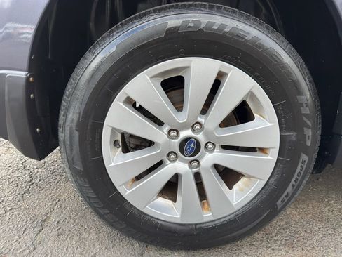 Used 2016 Subaru Outback 2.5i Premium AWD/4WD image 10
