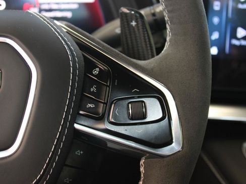 Used 2024 Chevrolet Corvette Z06 RWD image 25