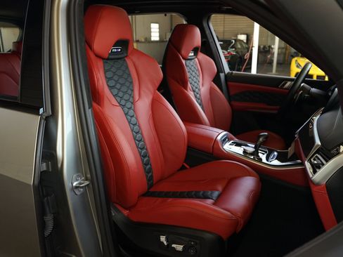 Used 2022 BMW X5 M w/ Executive Package AWD/4WD image 9
