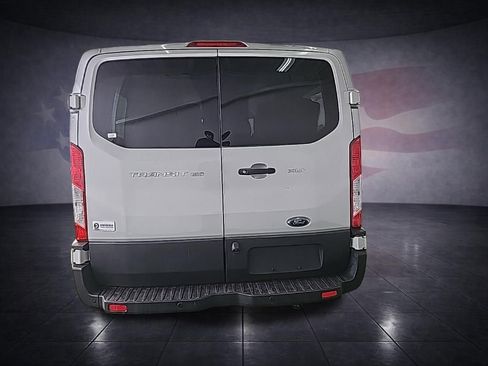 Used 2019 Ford Transit 150 XLT image 4