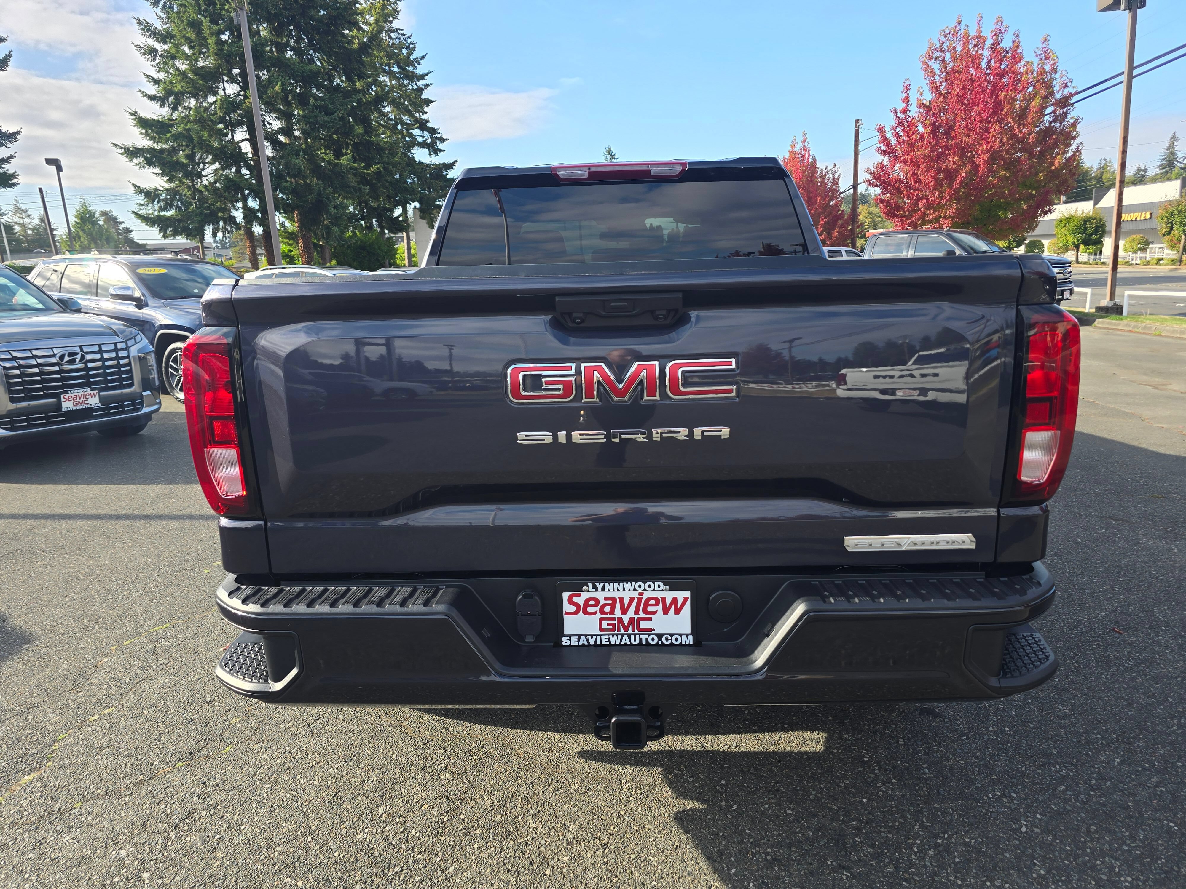 Used 2025 GMC Sierra 1500 Elevation AWD/4WD image 6