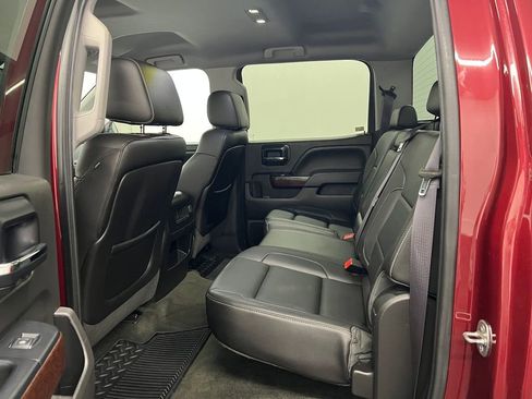 Used 2014 GMC Sierra 1500 SLT w/ Suspension Package, Off-Road image 12