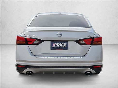 Used 2021 Nissan Altima 2.5 SL FWD image 7