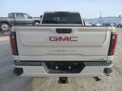 New 2026 GMC Sierra 2500 AT4 image 6
