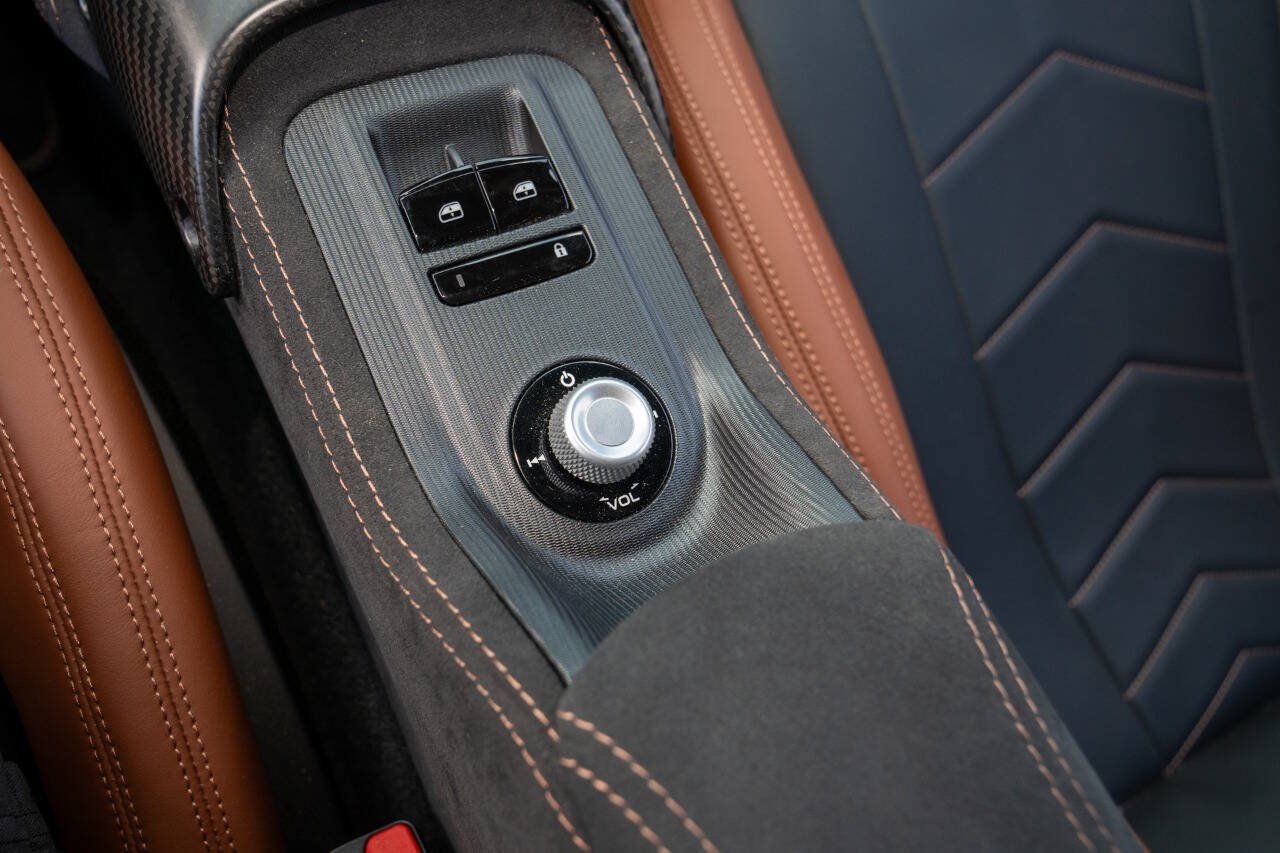 Used 2023 Maserati MC20 Coupe RWD image 54