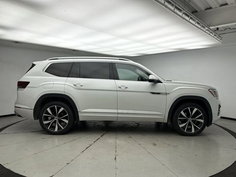 Used 2024 Volkswagen Atlas SEL Premium R-Line AWD/4WD image 6
