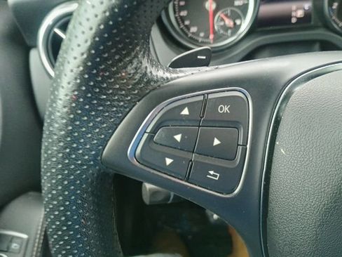Used 2020 Mercedes-Benz GLA 250 4MATIC image 27