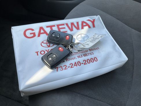 Used 2010 Toyota Prius FWD image 19
