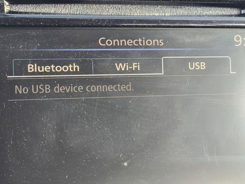 Used 2019 Nissan Rogue Sport S image 8