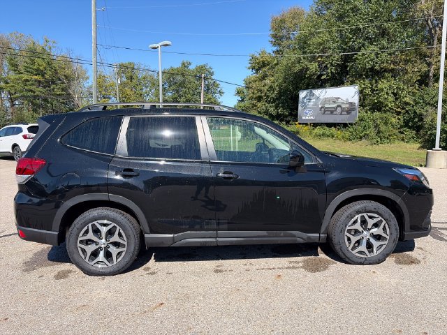 Certified 2024 Subaru Forester Premium AWD/4WD image 8
