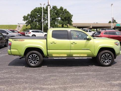 Certified 2023 Toyota Tacoma TRD Sport w/ Advanced Technology Package AWD/4WD image 5