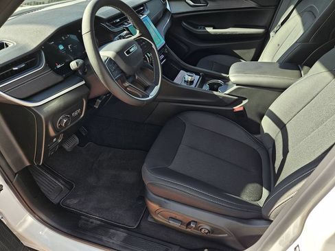 New 2026 Jeep Grand Cherokee Laredo X RWD image 14