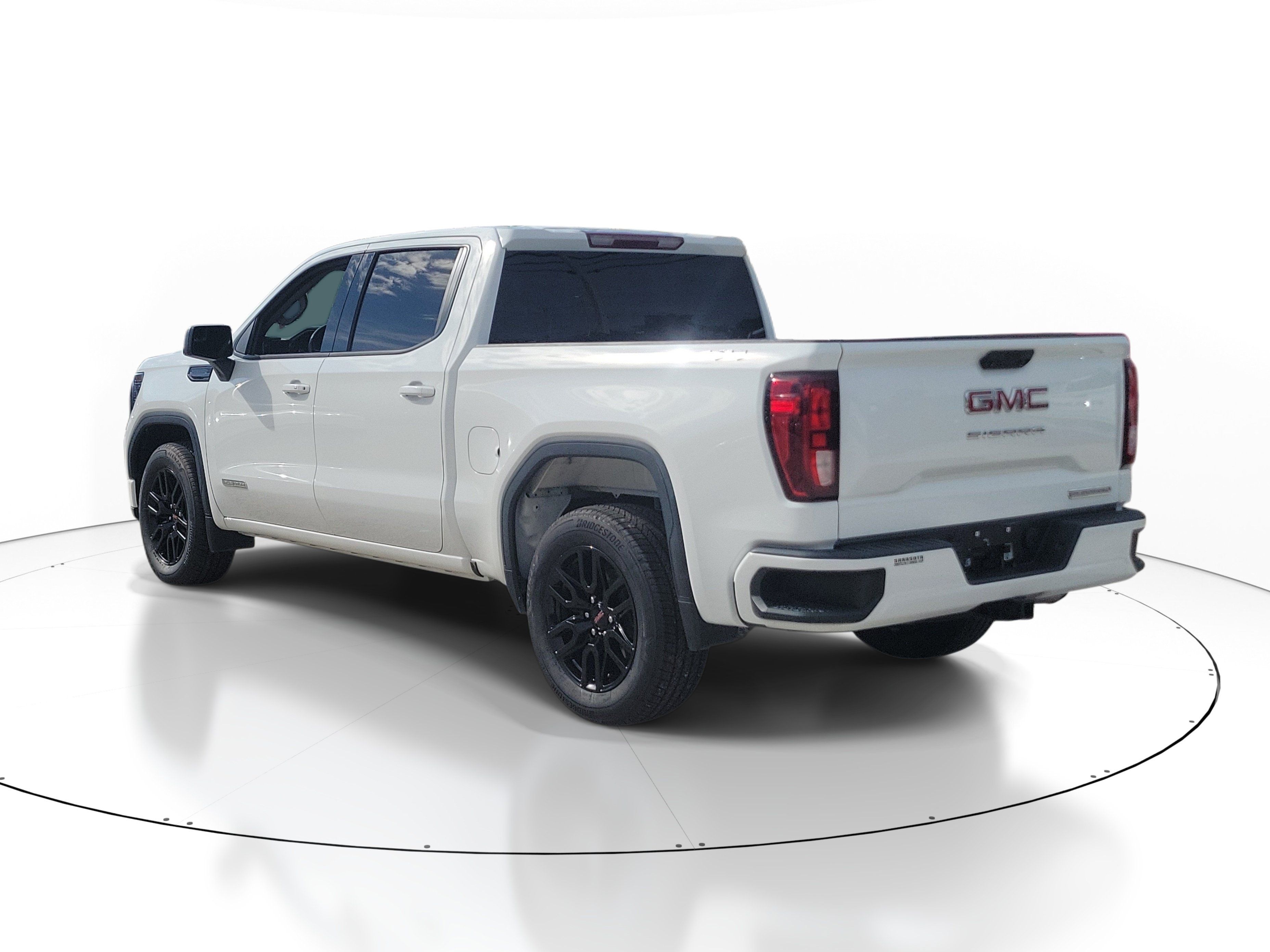 Used 2023 GMC Sierra 1500 Elevation AWD/4WD image 4