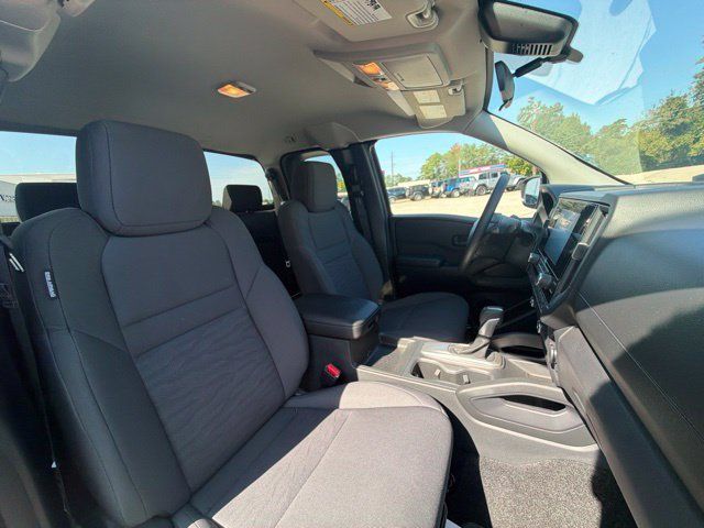 Used 2025 Nissan Frontier S RWD image 16
