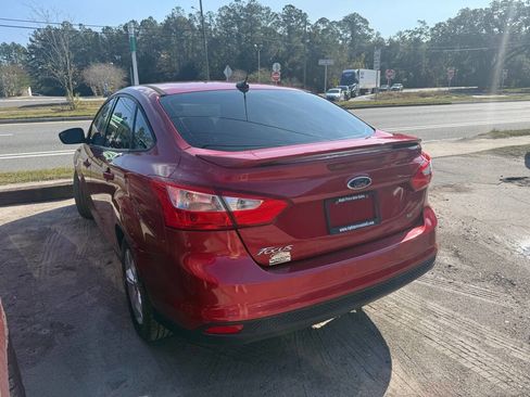 Used 2012 Ford Focus SE image 5
