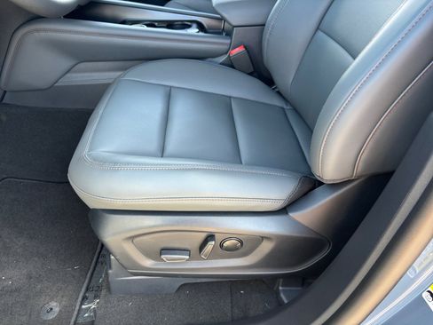 New 2026 Ford Explorer Active w/ Active Comfort Package image 13