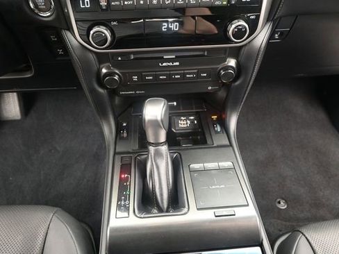 Used 2023 Lexus GX 460 Premium w/ Premium Package AWD/4WD image 9