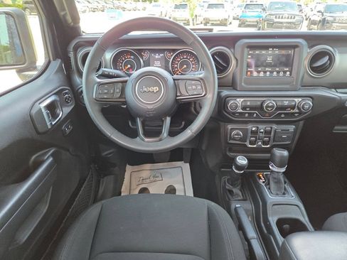 Used 2023 Jeep Gladiator Sport AWD/4WD image 24