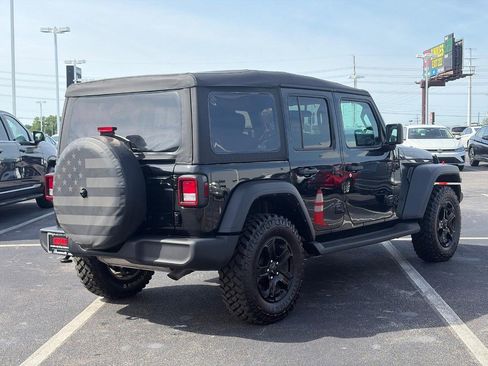 Used 2022 Jeep Wrangler Unlimited Sport AWD/4WD image 5