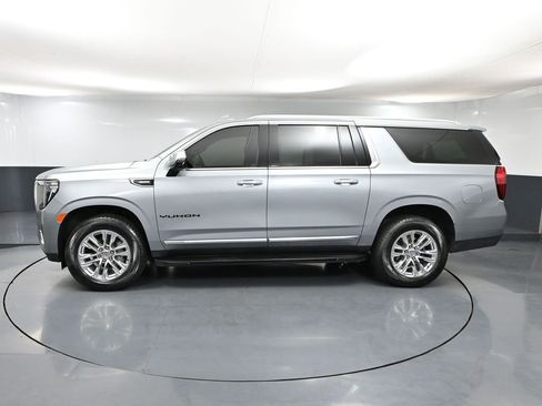 Used 2024 GMC Yukon XL SLT image 11