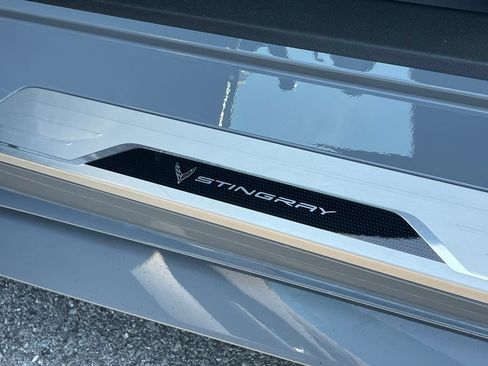 Used 2025 Chevrolet Corvette Stingray Convertible w/ Z51 Performance Package RWD image 21