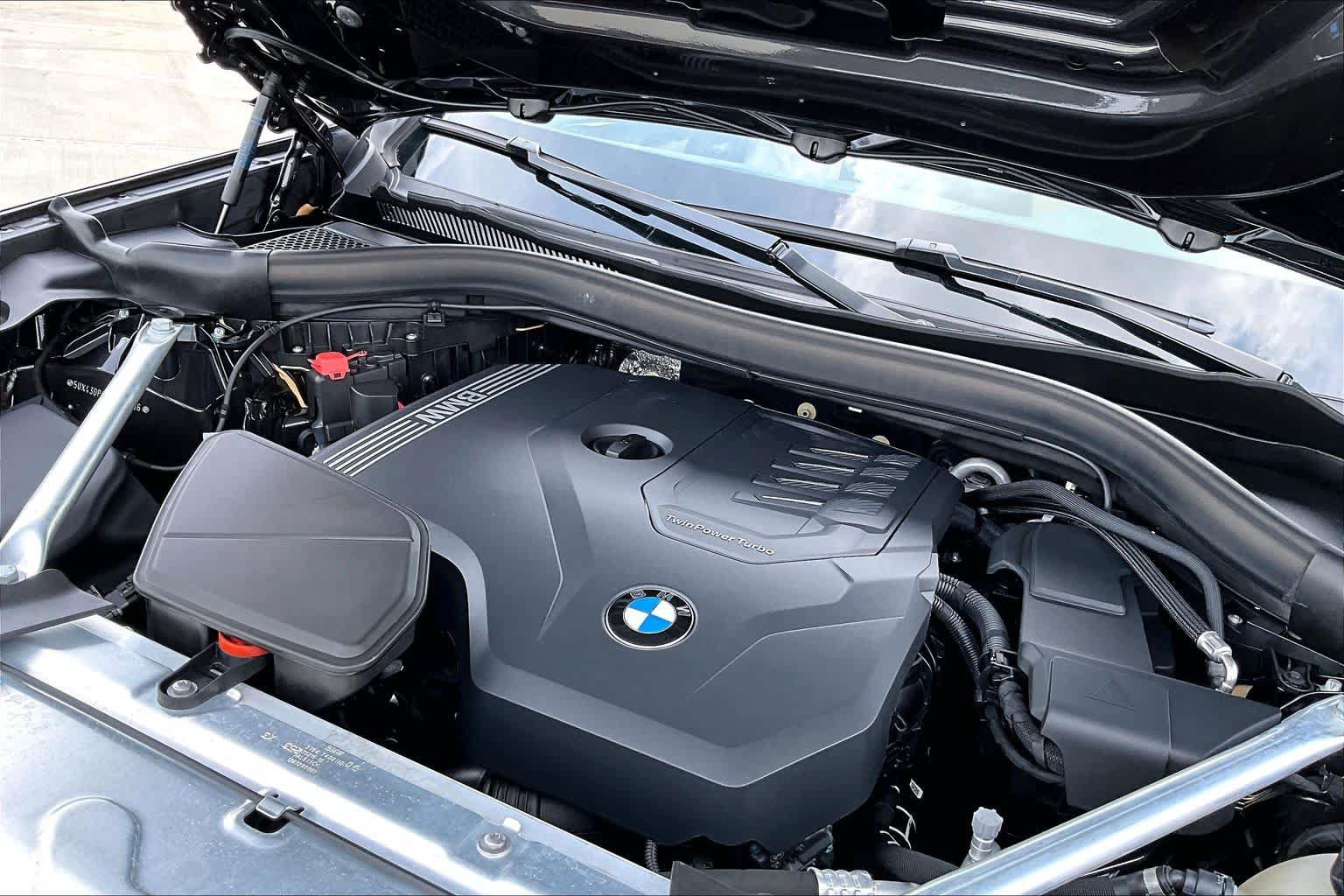 Used 2024 BMW X3 sDrive30i w/ Convenience Package RWD image 32